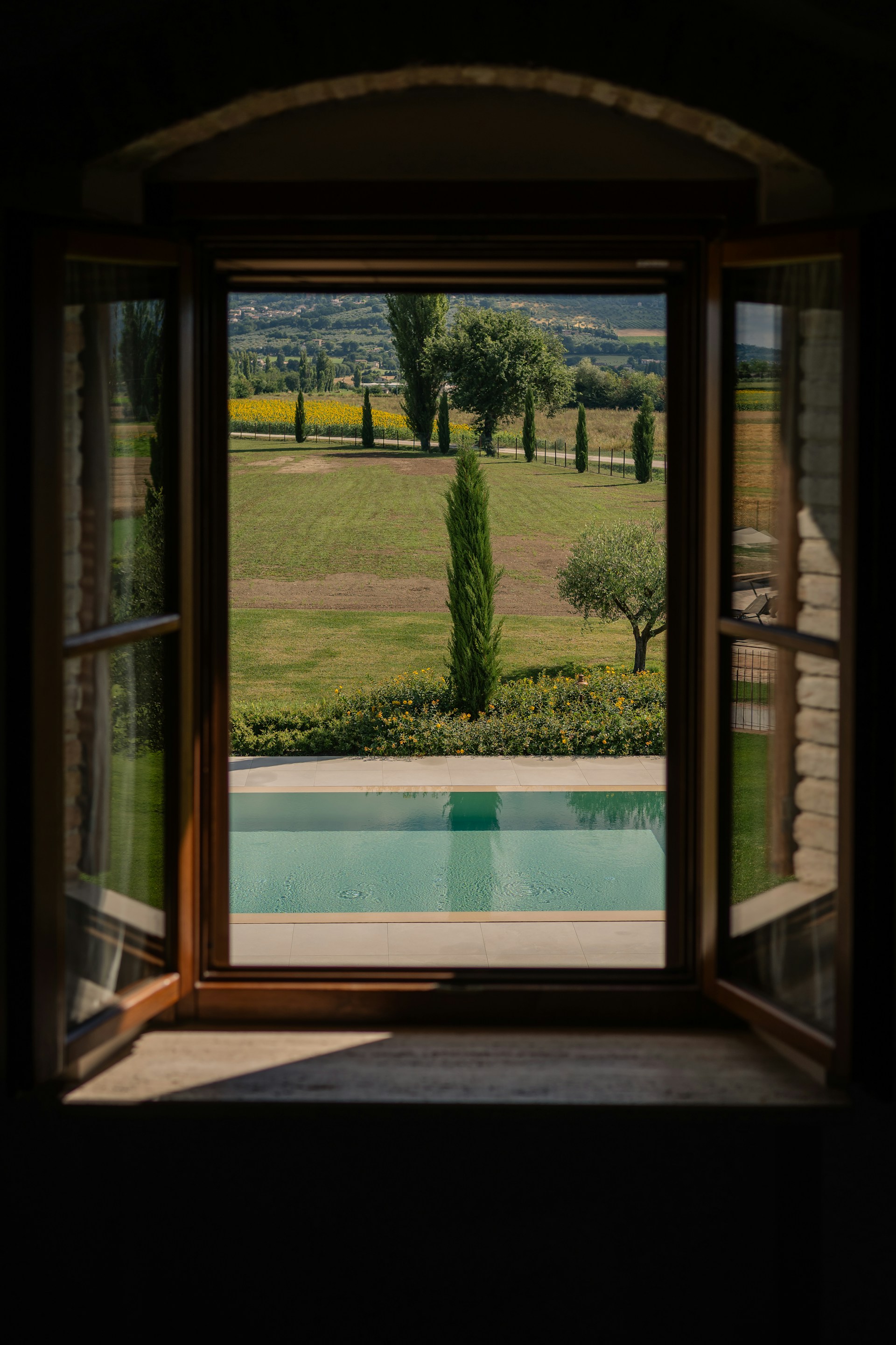 alessandro-guarino-qdJCZrRT9Xo-unsplash